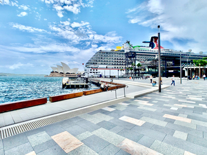 Boat Cruise in Sydney Harbour