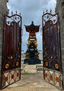 Temple s Gate