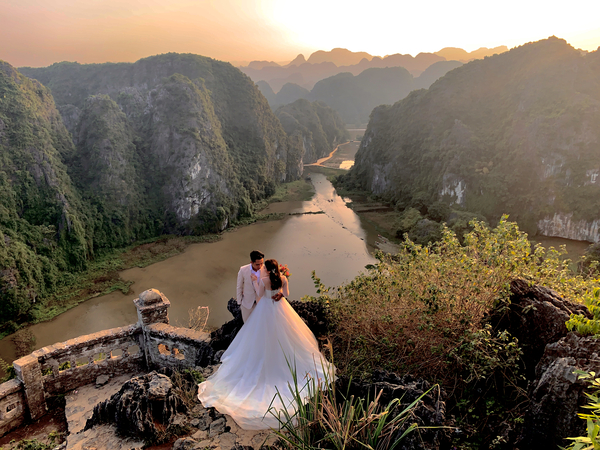 Beautiful Newlyweds at Hang Mua Cave Vietnam 3 Print
