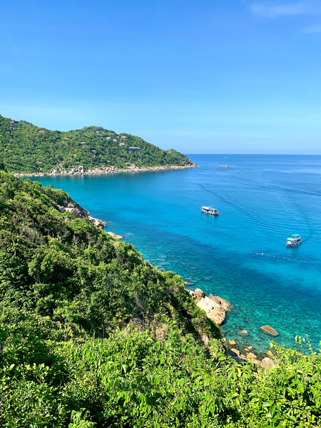 Blue Water in the Bay Print