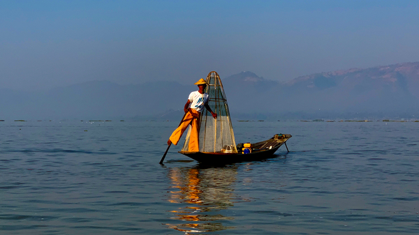 Inle Lake Fisherman 3 in Myanmar Print