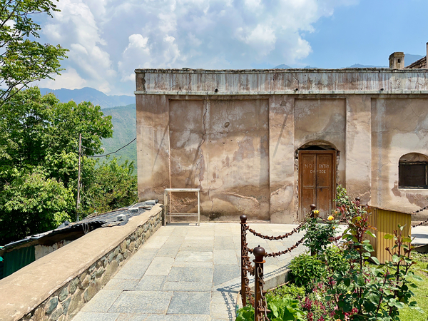 Pari Mahal Srinagar 4 Print