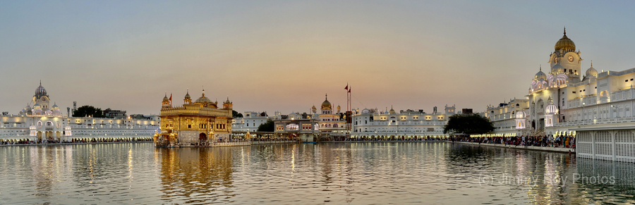 Golden Temple Amritsar 11  Print