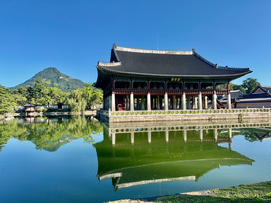 Gyeongbokgung Palace Seoul Korea 2  Print