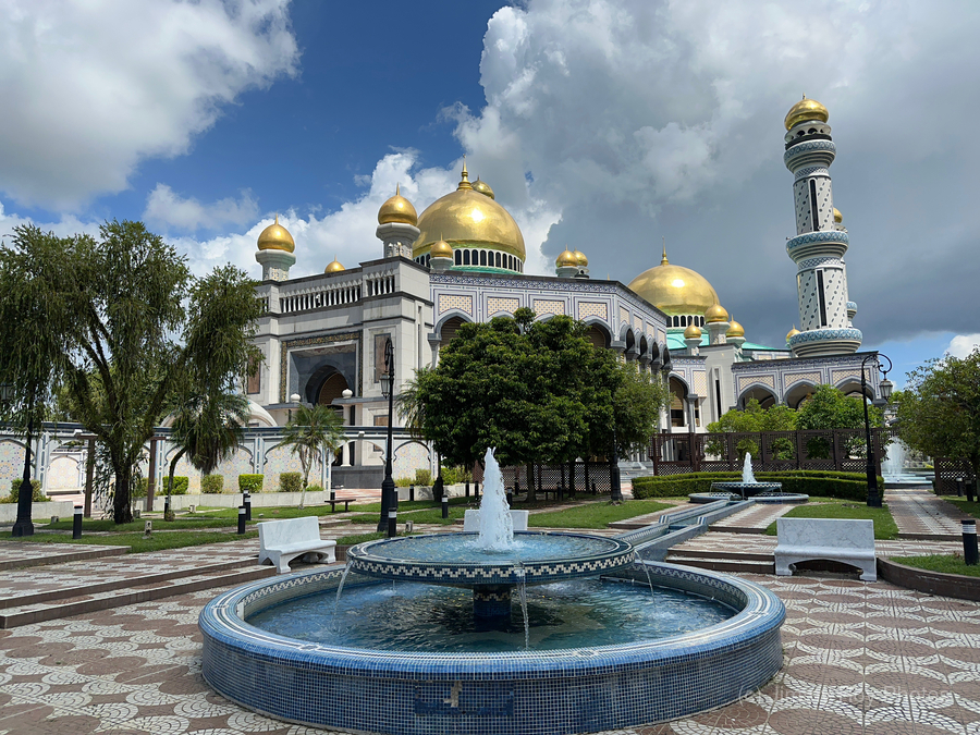 Jame Asr Hassanil Bolkiah Mosque Brunei 6  Print