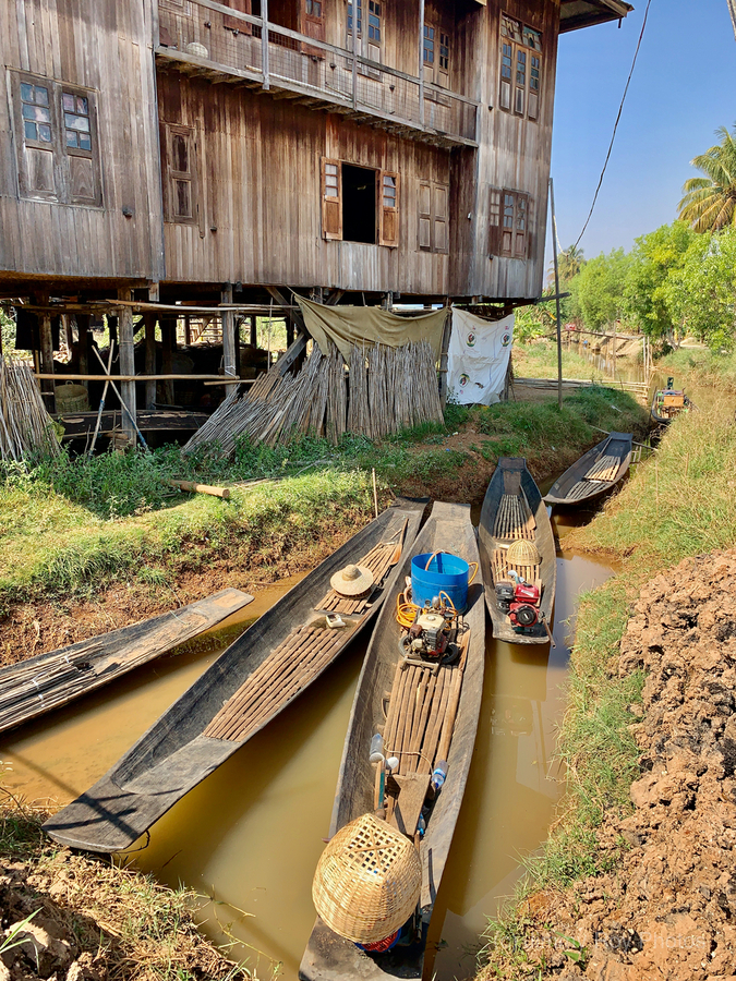 Slim Boats Parked  Imprimer
