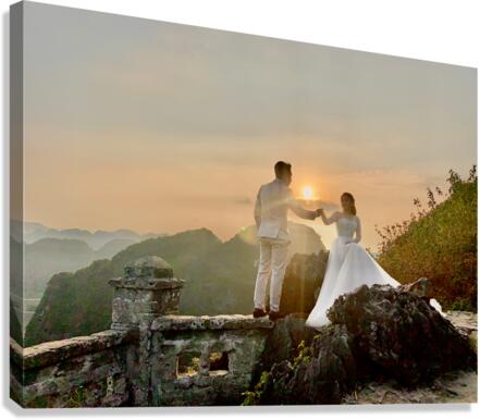 Beautiful Newlyweds at Hang Mua Cave Vietnam 2 Canvas Print