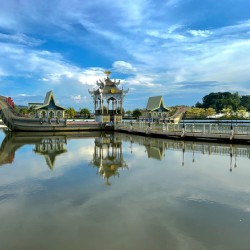Omar Ali Saifuddien Mosque Collection Brunei 13