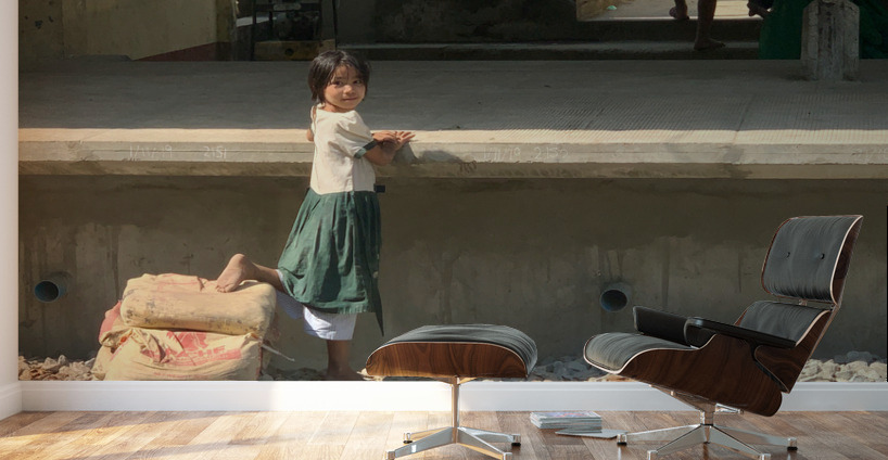 Little Girl at the Train Station Wall Murals