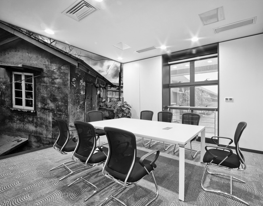 BW House Wall Printing