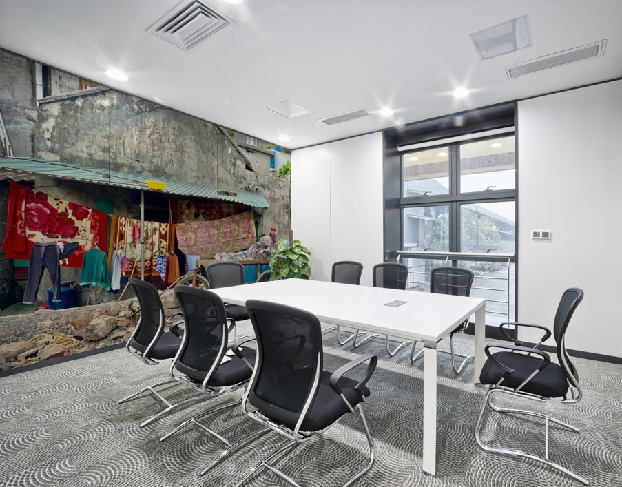 Waiting for the Laundry to Dry Wall Printing