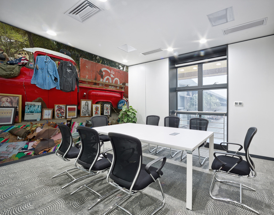 Red Truck Market Wall Printing