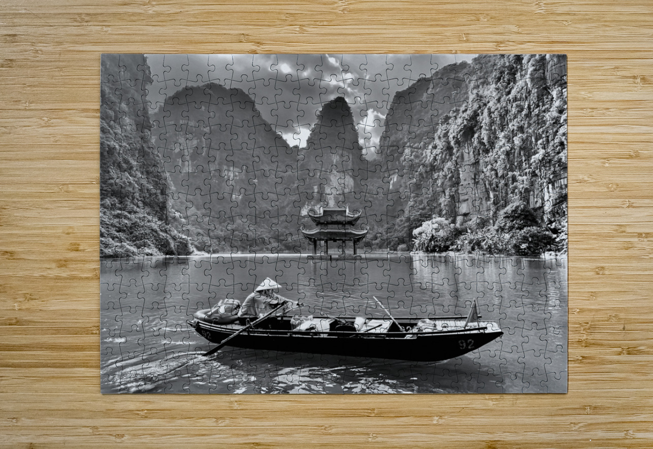 BW Lady Rowing the Boat in Vietnam Jimmy Roy Photos Puzzle printing