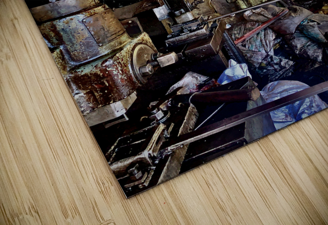 In the Shop Jimmy Roy Photos Puzzle